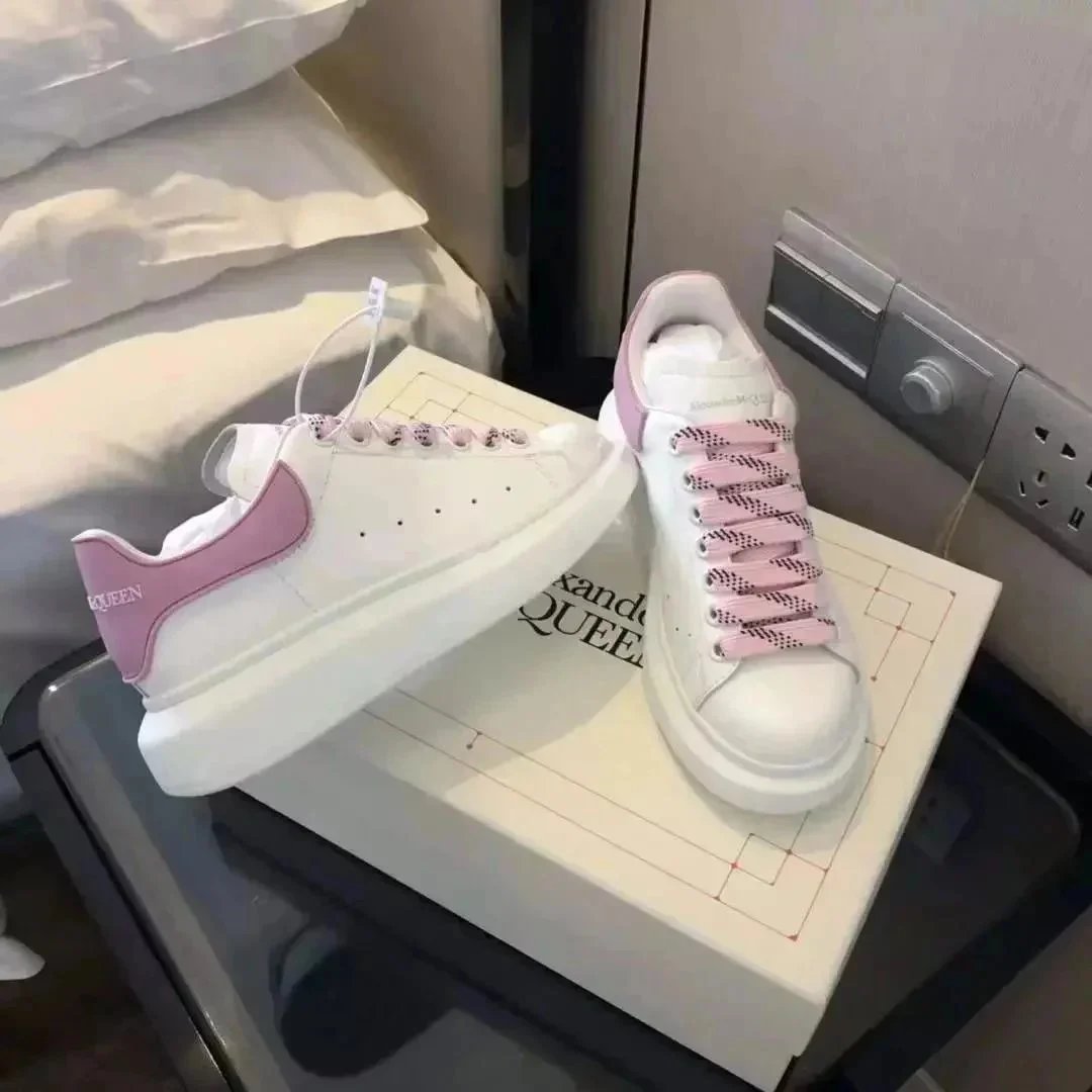 Alexander McQueen Oversized Sneakers | 7523706568